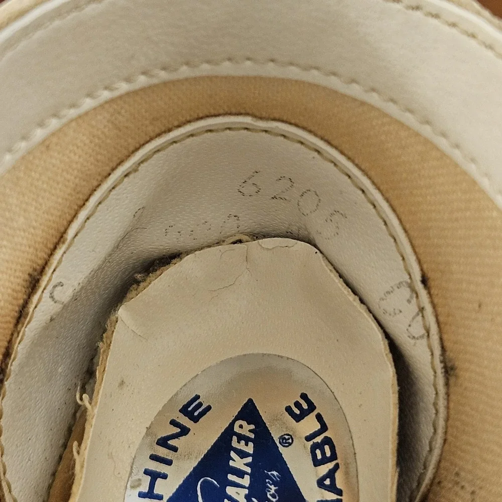 Vintage Wee Walker Baby Shoes With Original Box And Insert White Size 3?